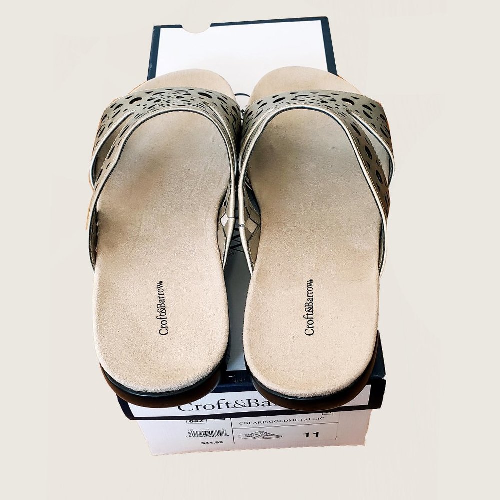 Croft&Barrow Faris Gold Metallic Sandals NWT - Picture 7 of 10